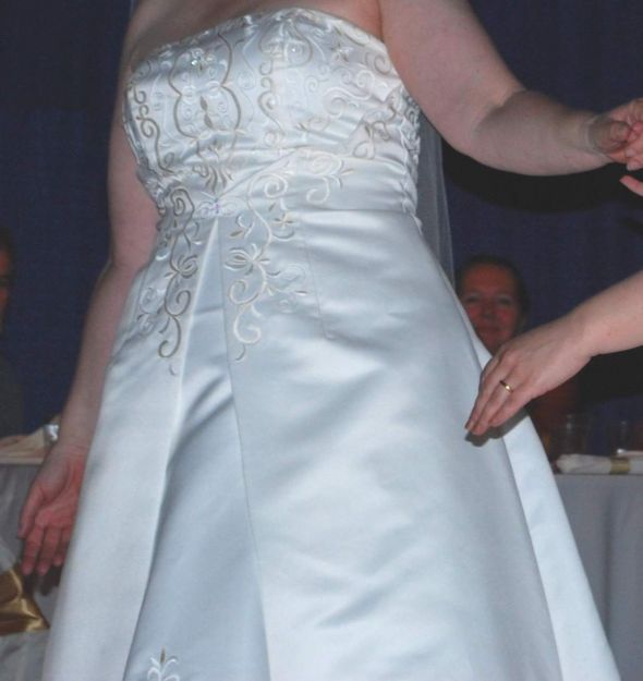 Plus Size - Full Figured Brides - Lets see your pictures!! : wedding dress pictures plus size 1 full figured 1 bridal portraits alfred angelo 2212w maggie sottero scarlet davinc EmbroideryOnMe