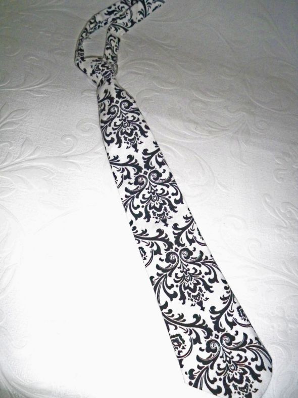  WANTED Black and white damask wedding black red white flowers diy 