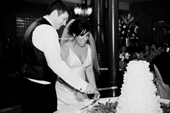 White and Cream Floral Cake :  wedding cake cream white ivory  MG 3695