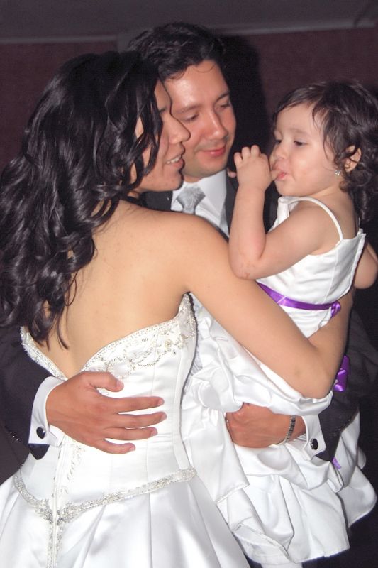A few more wedding pics! :  wedding wedding pro pics pictures Dancing