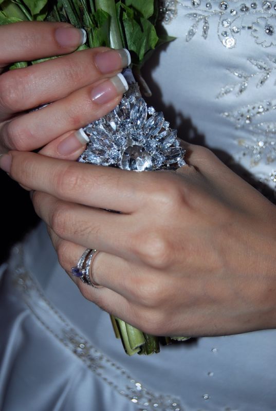 A few more wedding pics! :  wedding wedding pro pics pictures Ringsandbouquet