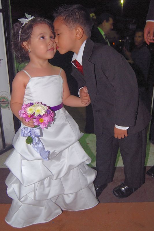 A few more wedding pics! :  wedding wedding pro pics pictures Tinykiss