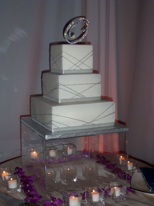 Crystalized O Cake Topper : wedding cake topper 24241 1370857479062 1460496116 986546 7970658 N