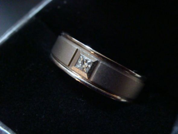 Show off your men's bands :  wedding rings mens bands Hisband