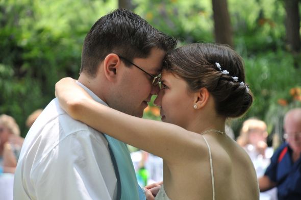 Married bees, show off your favorite wedding photo!! : wedding FirstDance