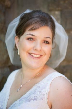 Medium Length Hair Brides-show me your 'do! :  wedding Portrait2