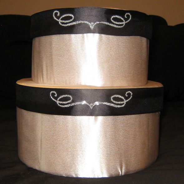 My DIY upholstered cardbox :  wedding CardboxFront