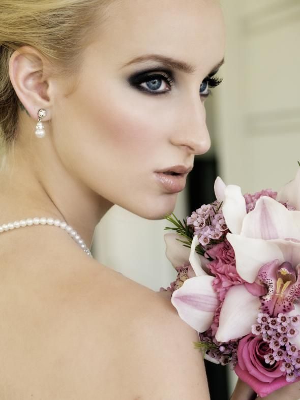 I am officially ... :  wedding DarkSmokeyEye