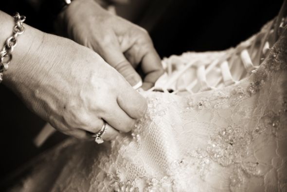 The Mini's Got Married! Full recap with plenty of pics! :  wedding Intodressdetail