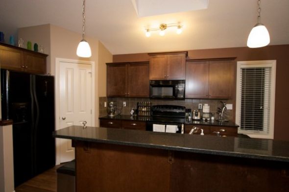 Show me your kitchens! :  wedding Kitchen