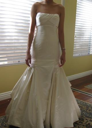 Picked up my dress from my seamstress... I'm in love!!  (pics inside) :  wedding IMG 1353cropped