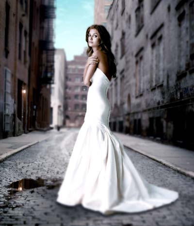 Anyone hate their dress model? :  wedding Lia