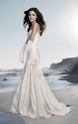who's your favorite wedding gown designer? :  wedding Mila Ad