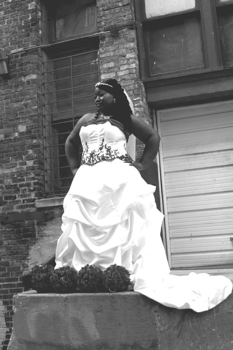 I'm finally giving you pro pics to look at......pic overload!! :  wedding 1.18