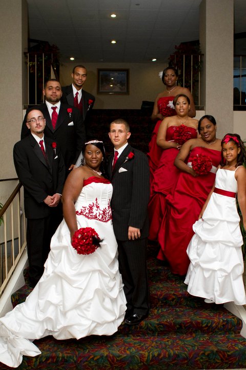 I'm finally giving you pro pics to look at......pic overload!! :  wedding 1.21