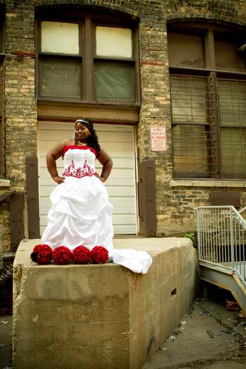 I'm finally giving you pro pics to look at......pic overload!! :  wedding 1.30