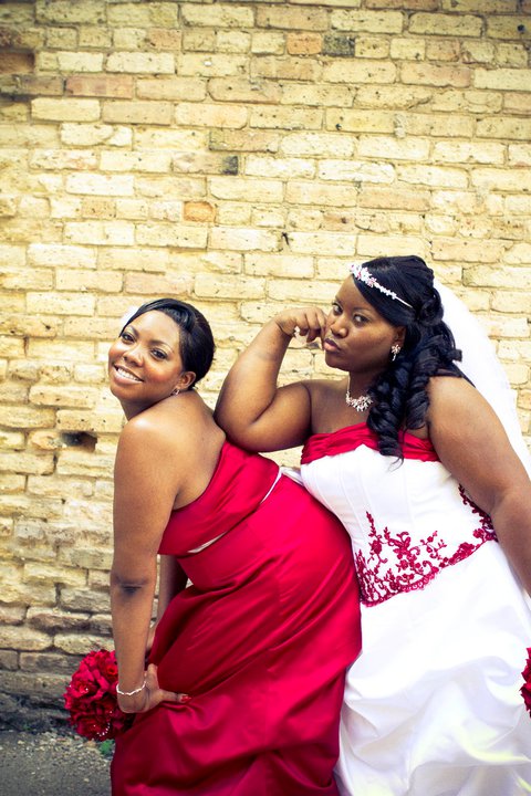 I'm finally giving you pro pics to look at......pic overload!! :  wedding 1.34