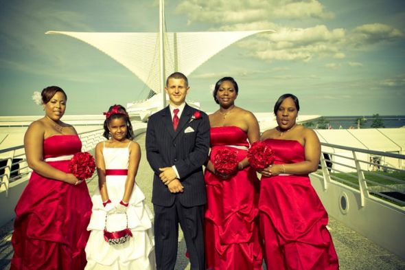 I'm finally giving you pro pics to look at......pic overload!! :  wedding 1.43