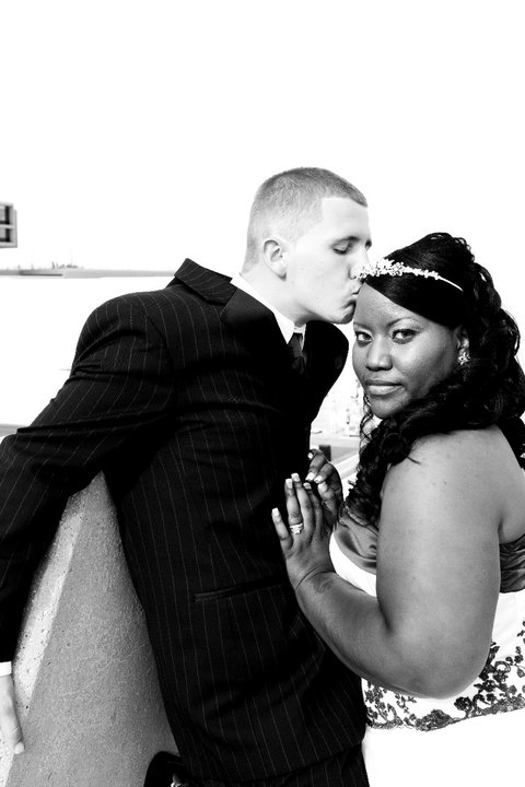 I'm finally giving you pro pics to look at......pic overload!! :  wedding 1.44