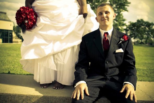 I'm finally giving you pro pics to look at......pic overload!! :  wedding 1.45