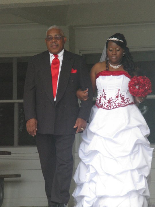 Okay so I got married on June 19th & I'm back with photos!! : wedding 12