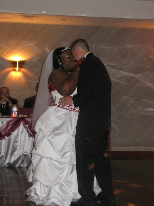 Okay so I got married on June 19th & I'm back with photos!! : wedding 30