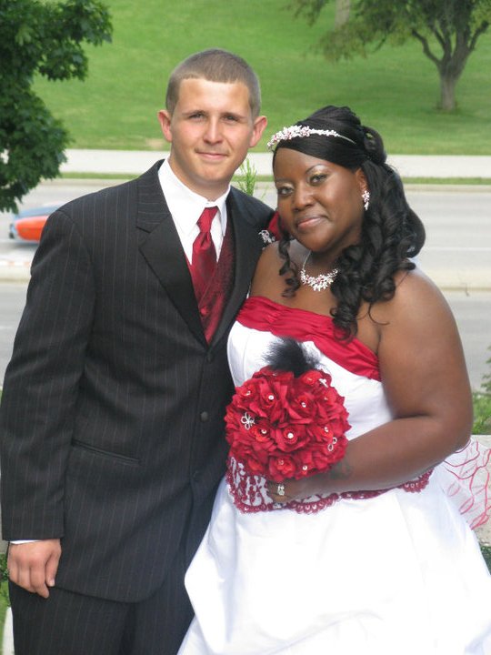Okay so I got married on June 19th & I'm back with photos!! : wedding 43