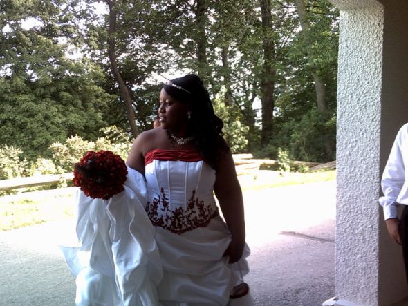 Okay so I got married on June 19th & I'm back with photos!! : wedding 45