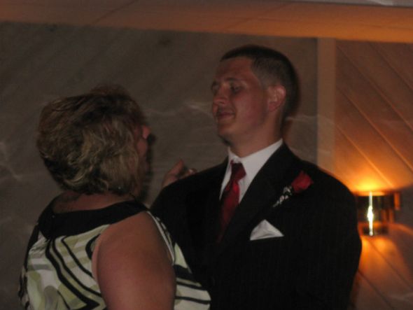 Okay so I got married on June 19th & I'm back with photos!! : wedding 5