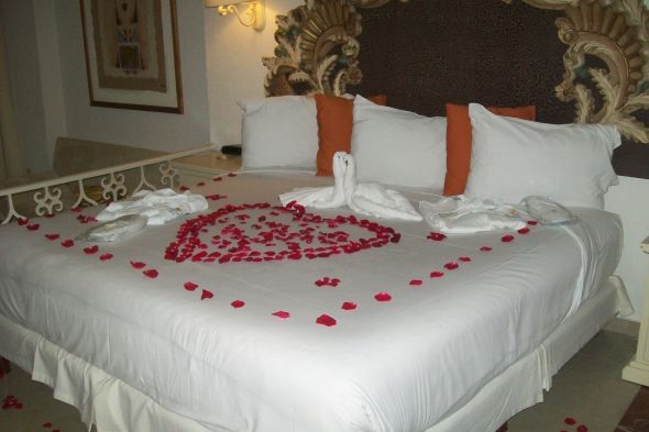 Okay so I got married on June 19th & I'm back with photos!! : wedding Honeymoon 010