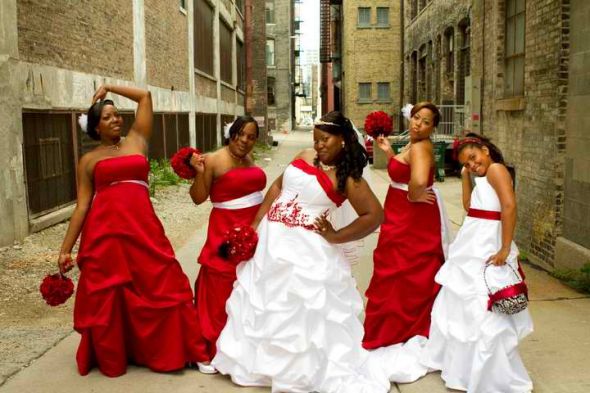Fav photo on you and your girls on your wedding day.... :  wedding Us Girls