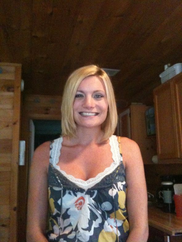 Post wedding CHOP ((with PICS!)) :  wedding hair chop IMG 0401
