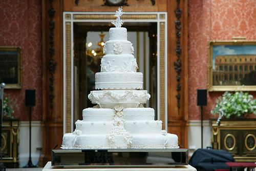 I like cake!!!!.... :  wedding 5669103365 A63f3674c4