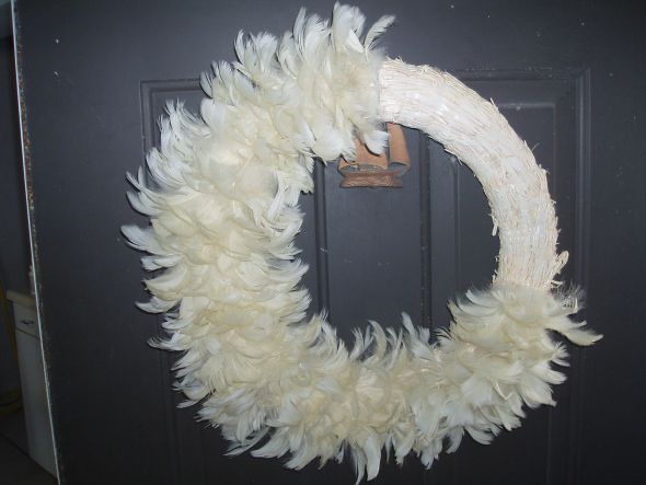 DIY Feather Wreath done...Pictures Inside! :  wedding P1010744