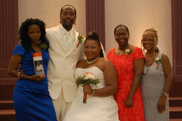Finally have some time to share.... :  wedding DSC 0185