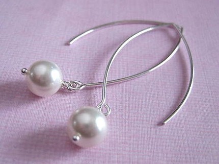 Bridesmaid Accessories...thoughts? :  wedding pearls bridesmaids jewelery Pearlearrings