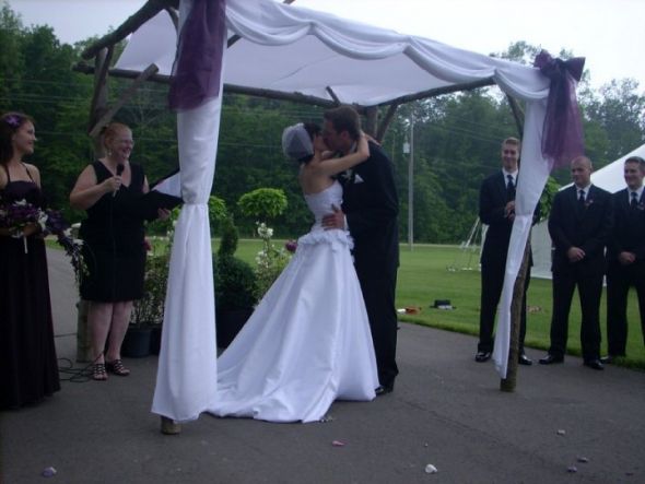 Finally a Mrs. and damn it feels good! (pics inside...) :  wedding 3864721 N