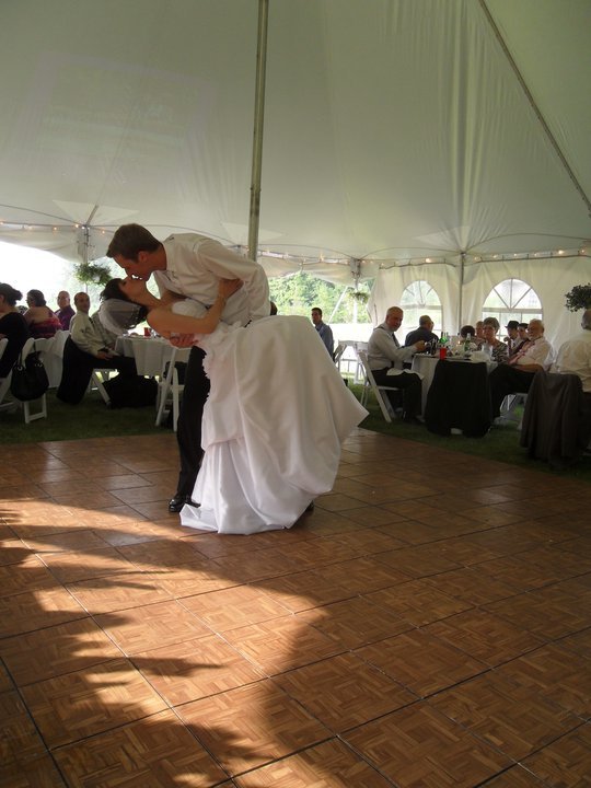 Finally a Mrs. and damn it feels good! (pics inside...) :  wedding 4722603 N