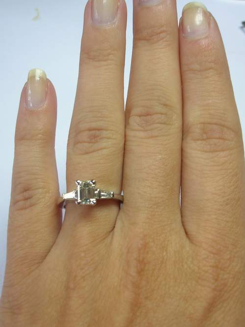 Perfect Size....BLING! :  wedding 1 Carat EC