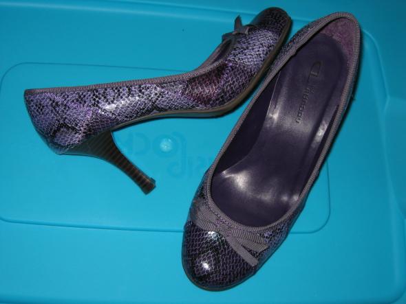 $15 purple shoes are hard to beat