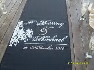 Some non pro and unedited pro pix from our Wedding!!! eta EEEEEEEEEEEEEEEEEEEEEE :  wedding Aisle Runner