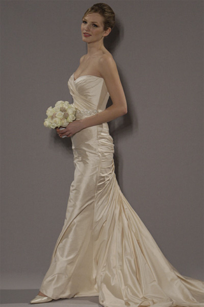 Help with Romona Keveza gown :  wedding Rkl111