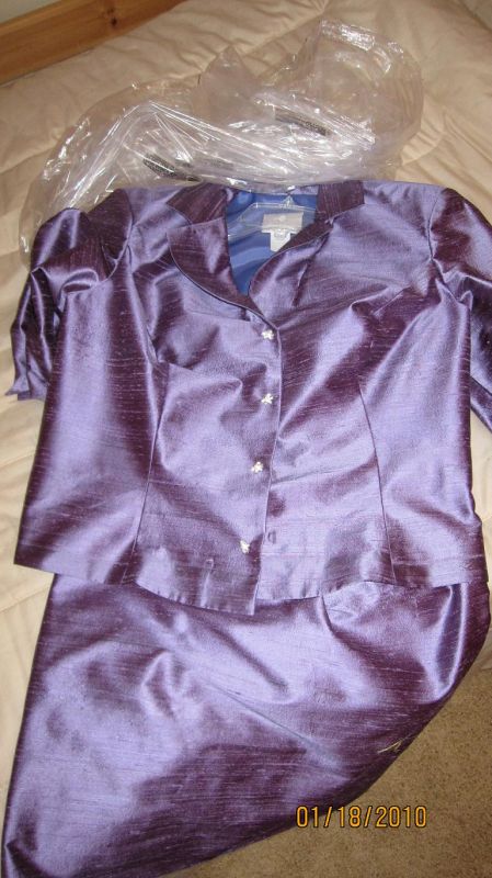 Help my mom find a dress!!! :  wedding mom mother of the bride mother dress MOB Suit