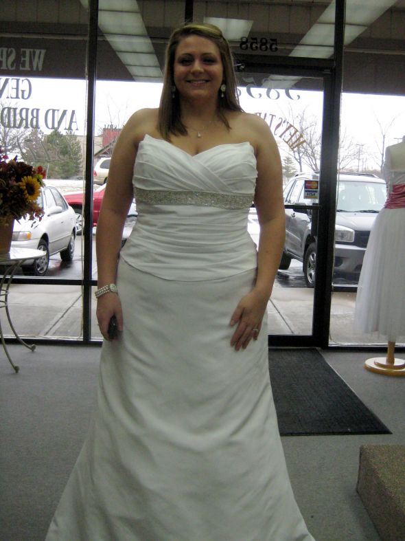 Just had my first fitting! Wanna see? :  wedding fitting dress seamstress hair birdcage veil IMG 7152