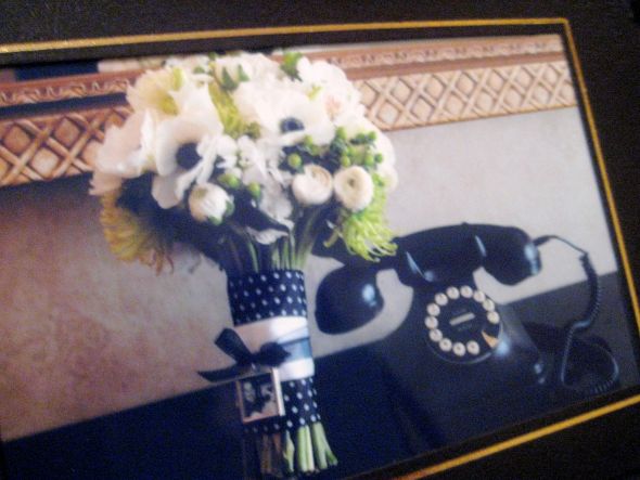I'm Married!!! (Really hard not to do all caps and twenty !'s) :  wedding married wedding pugs Folioflowers