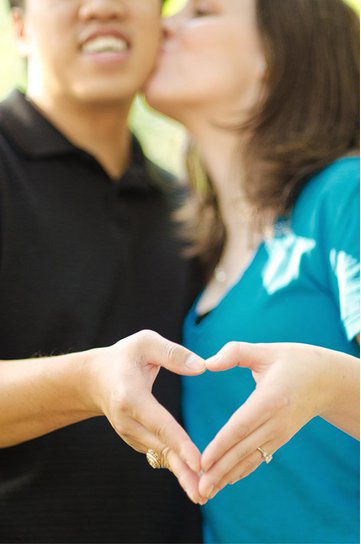 Post your favorite artsy photo from your e-pics, wedding, or any day! :  wedding photography artsy photos E4