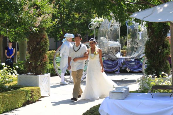 brides without a veil :  wedding IMG 3199