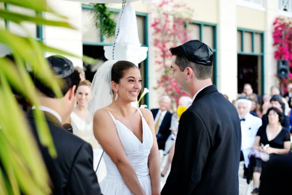 can a christian bride have a chuppah? : wedding Underthechuppah