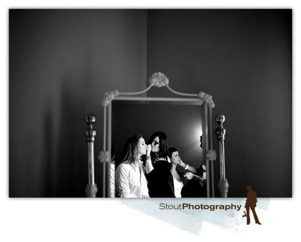 Pictures from our wedding! (Very pic heavy :-) :  wedding 1
