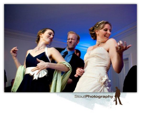 Pictures from our wedding! (Very pic heavy :-) :  wedding 16